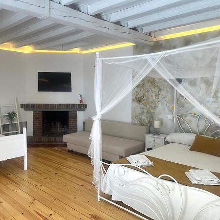 Casa Jardin El Colmenar 호텔 라스 나바스 델 마르케스 외부 사진